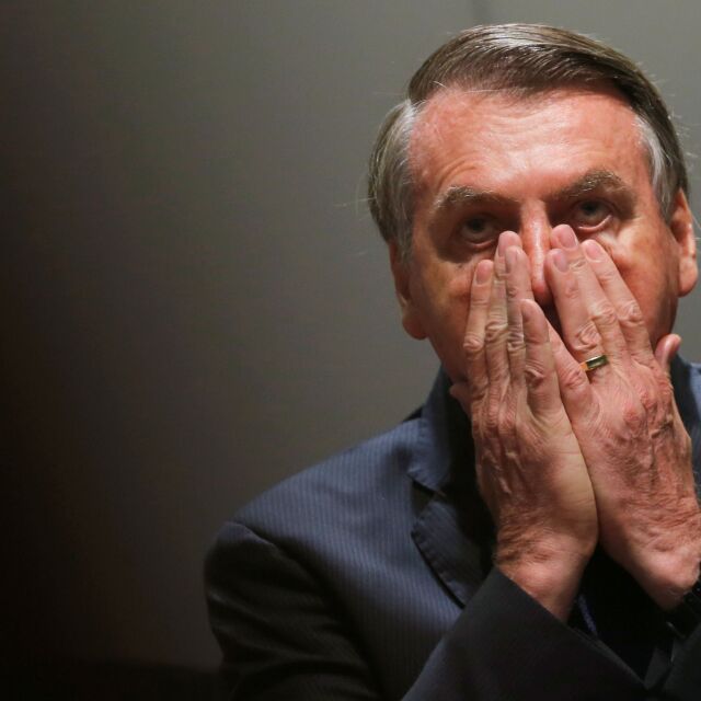 Бразилски сенатор обвини Болсонаро и негов сътрудник в заговор срещу съдия