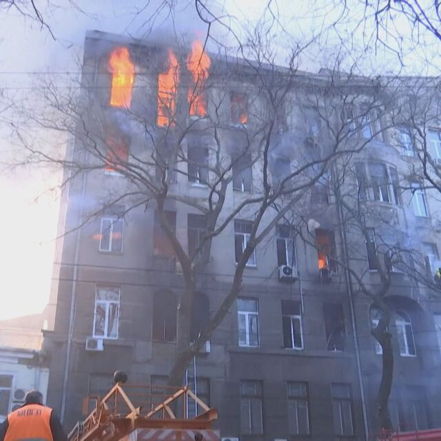 14 безследно изчезнали при пожар в учебно заведение в Одеса