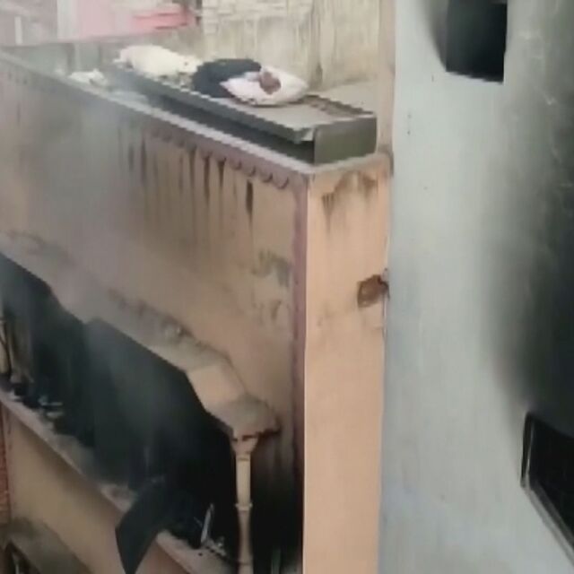 Повече от 43 жертви при пожар във фабрика в Делхи