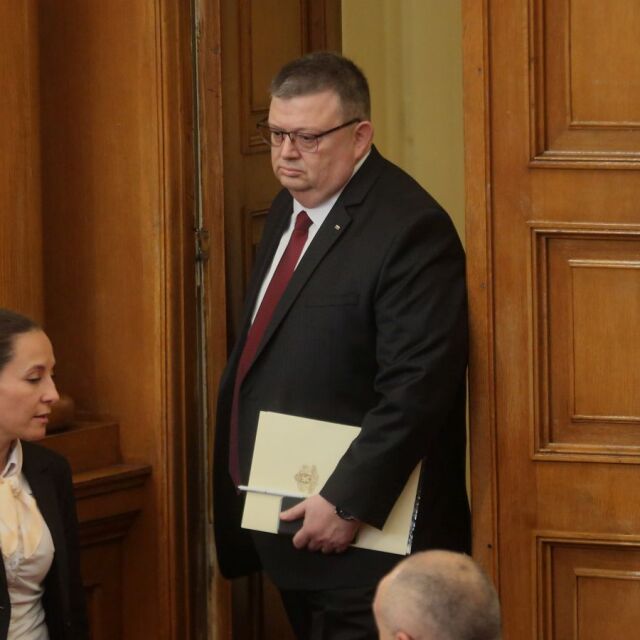Сотир Цацаров: Ще депозирам оставка като главен прокурор пред ВСС