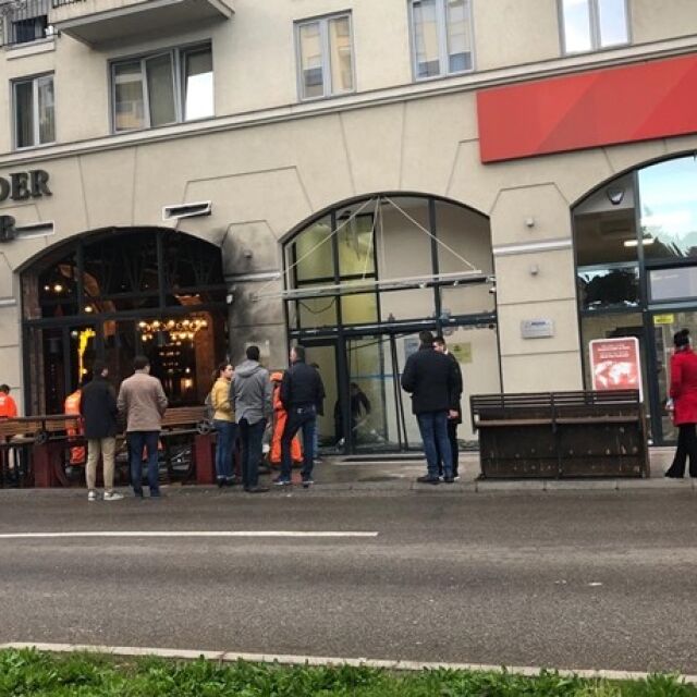 Експлозия до сградата на българското посолство в Подгорица