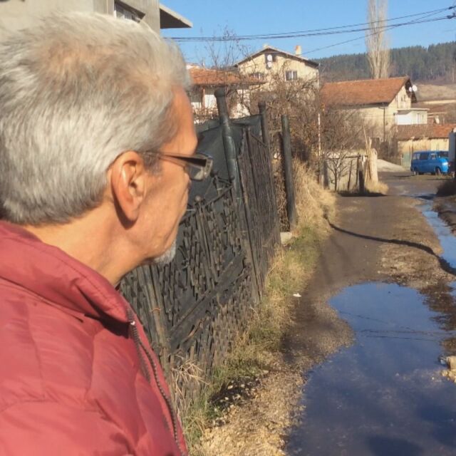 Заради аварии: Питейната вода на Перник изтича по улиците