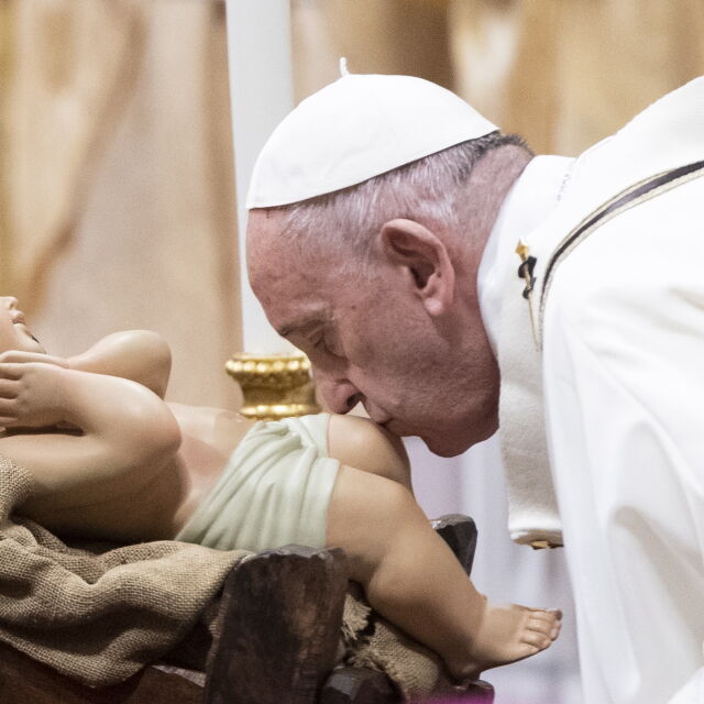 Папата призова за повече щедрост и милосърдие в коледното си послание