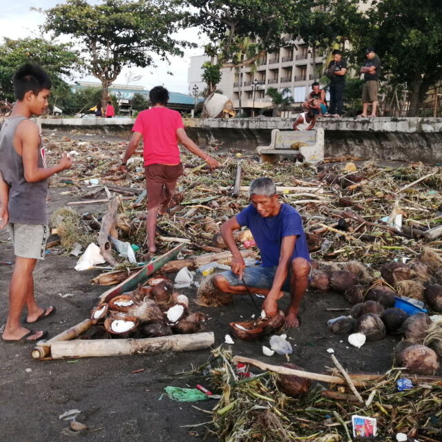 Най-малко 16 са жертвите на тайфуна „Фанфон” на Филипините