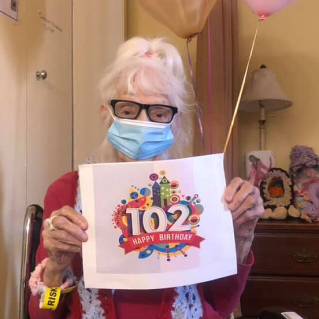 102-годишна нюйоркчанка пребори COVID-19 два пъти