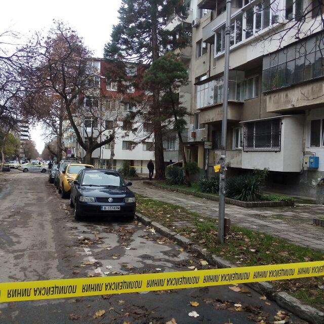 Жена и двама мъже са убити в апартамент във Варна 