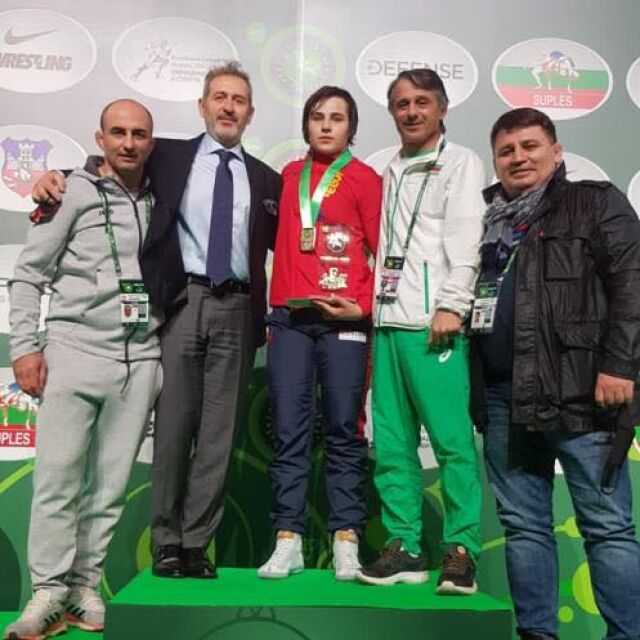 Златен медал за България на Световната купа по борба