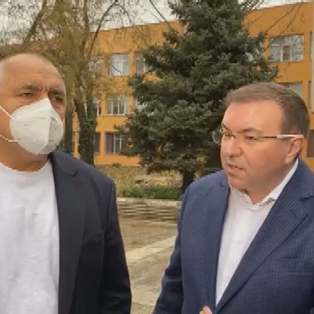 Бойко Борисов и Костадин Ангелов инспектираха строеж на общежитие за медици