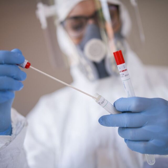 Швеция въвежда изискване за задължителен PCR тест при влизане  в страната 