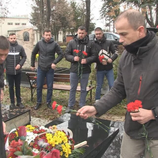 В Русе почетоха паметта на Антон Петров, убит при атентата в Кербала