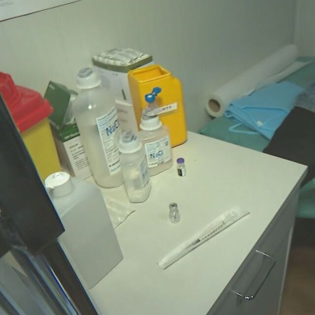 Стартира имунизацията на медиците от Александровска болница