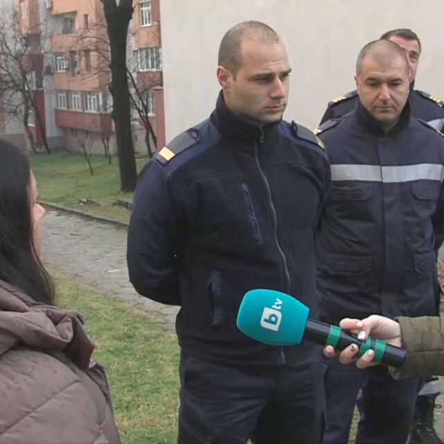 „Ангели в униформа“: Среща с пожарникарите, спасили хората от горящия блок в Благоевград