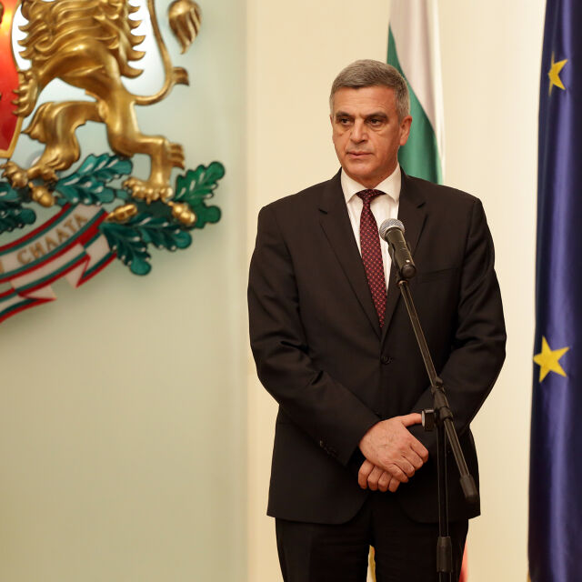 Янев: След два служебни кабинета България е различна, надявам се малко по-добра