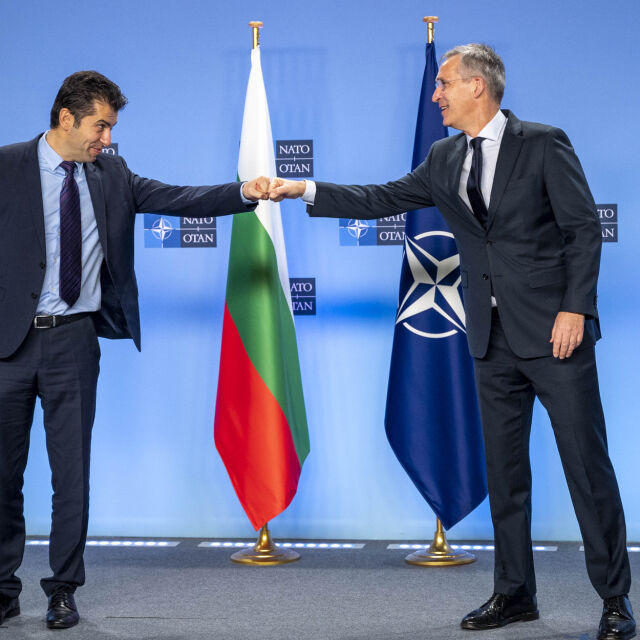 Кирил Петков обсъди напрежението между НАТО и Русия с Йенс Столтенберг