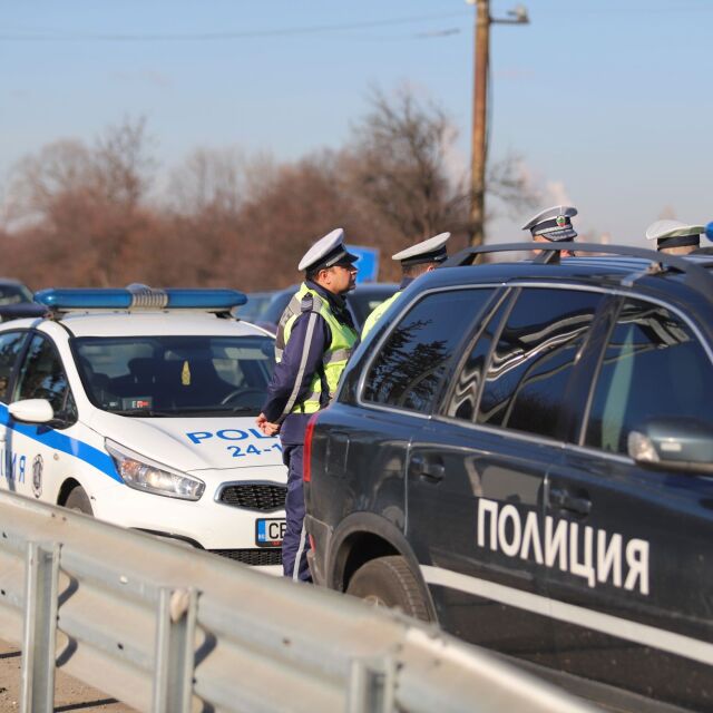 МВР вдига контролни пунктове около Бургас заради нелегалните мигранти