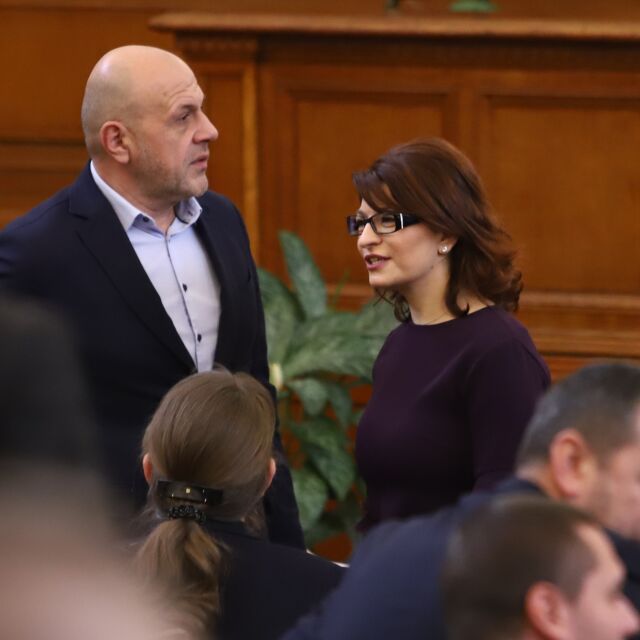 ГЕРБ обсъжда Десислава Атанасова и Томислав Дончев за номинация за премиер