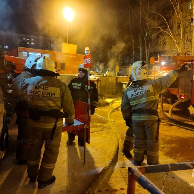 Взрив на газова бутилка: Сграда се срути в Сибир, поне шестима загинаха 