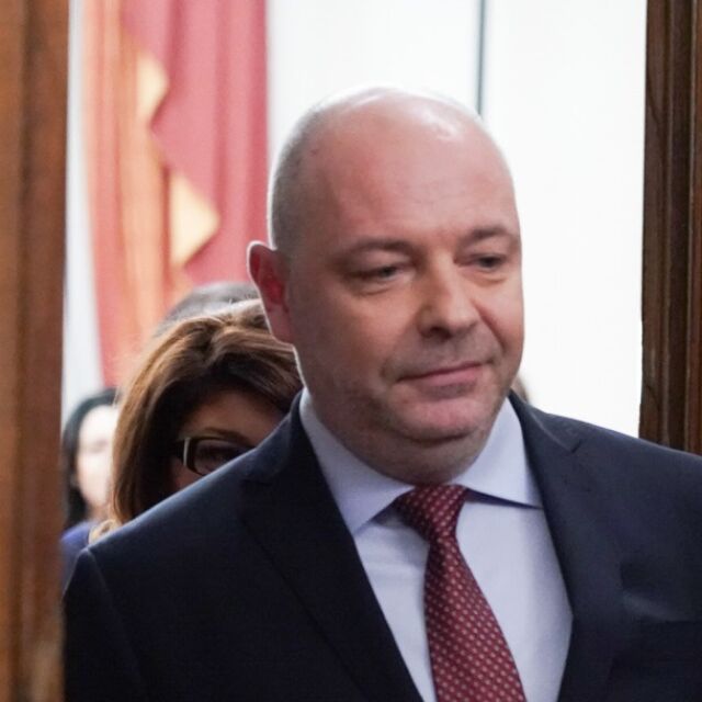 В търсене на подкрепа за кабинет: Николай Габровски започва срещи в парламента