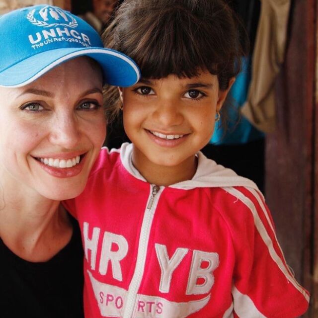 След повече от 20 г.: Анджелина Джоли се оттегля от ролята си на посланик на ВКБООН