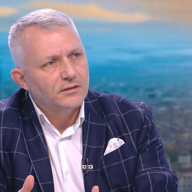 Хаджигенов: У нас имаме Жириновски в пола, Митрофанова трябва да бъде експулсирана още днес