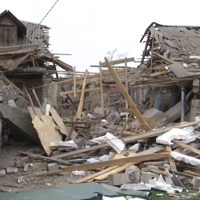 Нови удари срещу Херсон, експлозия е чута в Киев