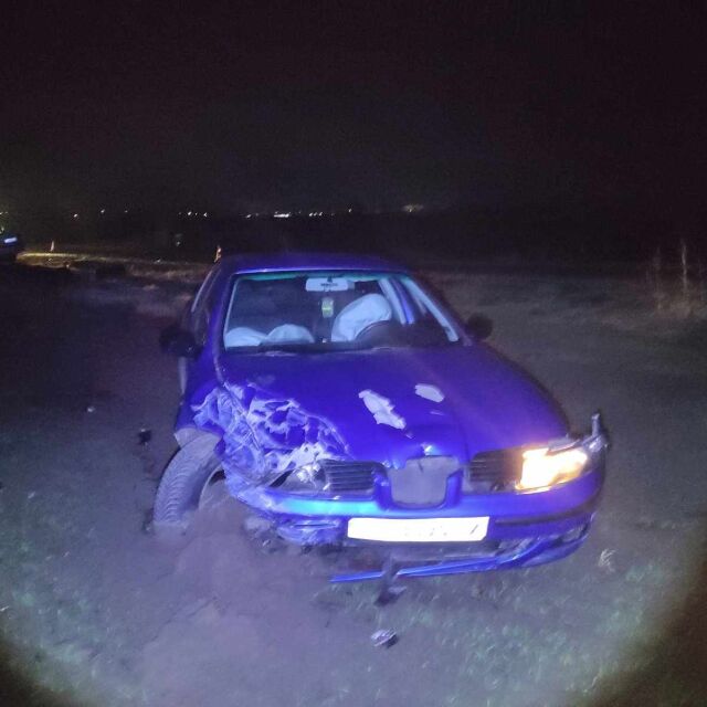 Пиян шофьор удари полицай и патрулка на пътя Плиска - Каспичан (СНИМКА)