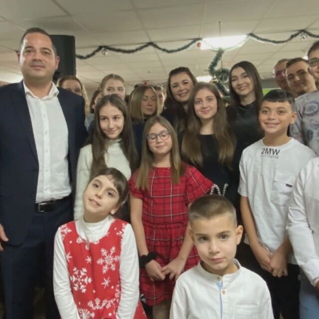 Калин Стоянов към децата на МВР: Пример сте за морална сила и човешка зрелост