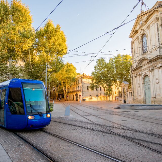 Кой е най-големият френски град с безплатен обществен транспорт?