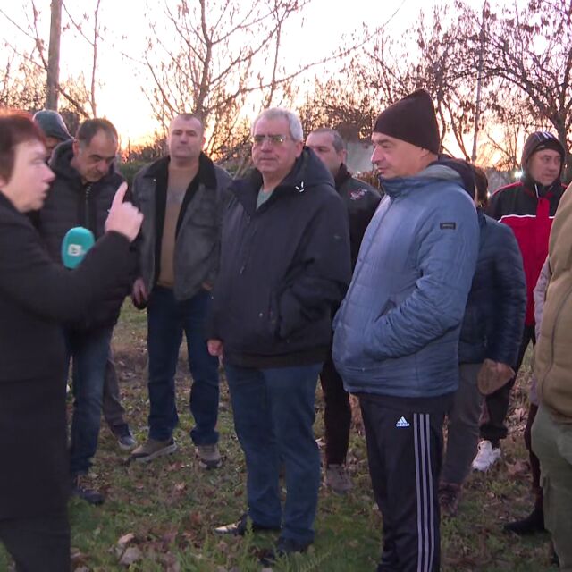  „ И тировете към този момент аварират “: Пътят Козлодуй - Лом като лунен пейзаж 