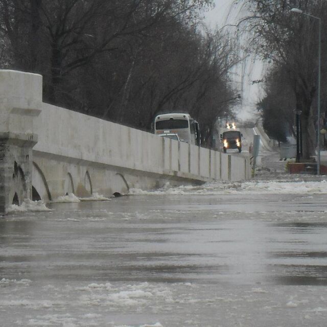 Снеготопенето в България доведе до нови наводнения в Одрин 