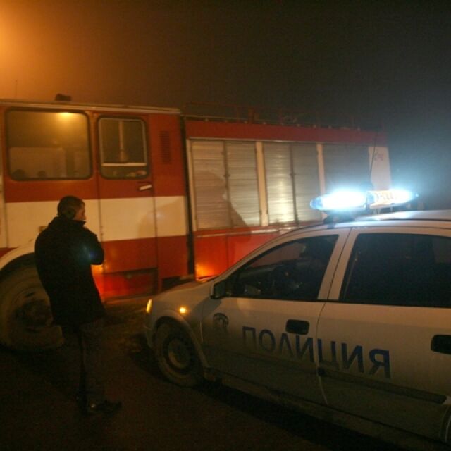 Автомобил катастрофира в газоразпределително табло в Габрово