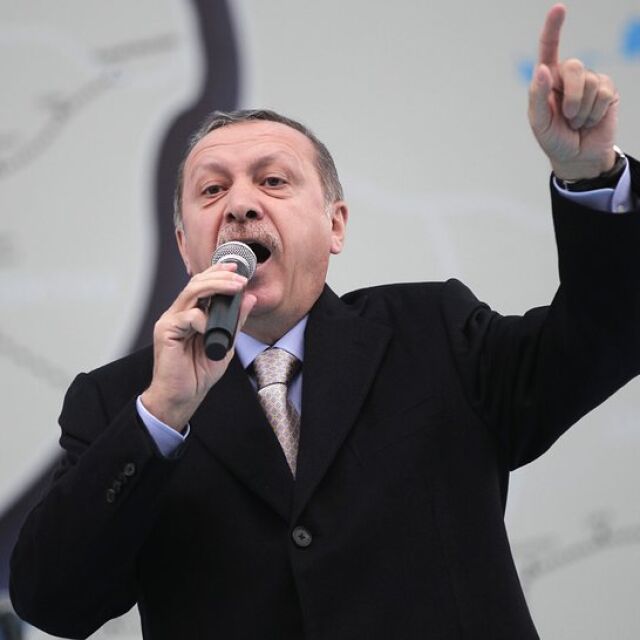 Турски ученик е арестуван за обида срещу Реджеп Ердоган