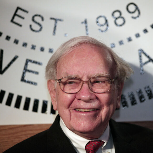 Десетки милиарди: 92-годишният Уорън Бъфет направи най-голямото си дарение