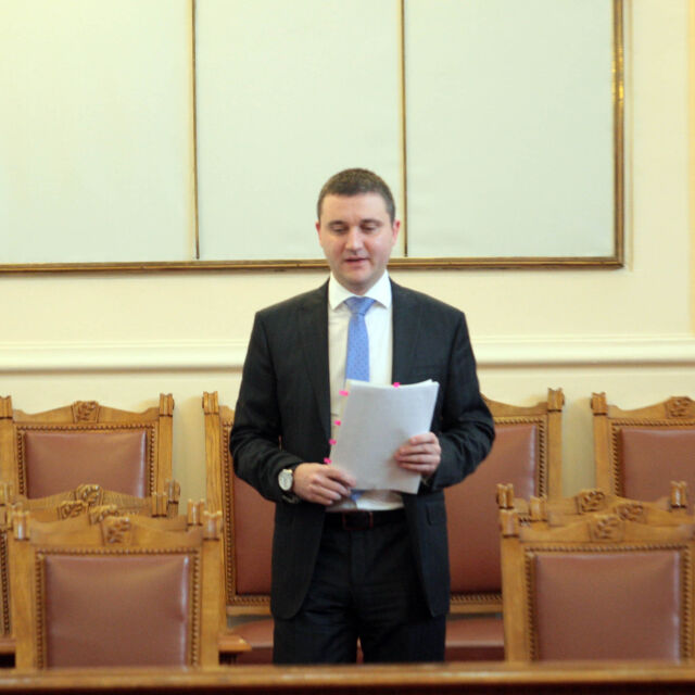 Горанов: Дебатът за великденските добавки не е приключил