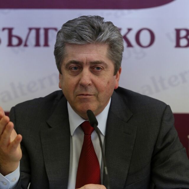 Георги Първанов поиска ремонт на кабинета