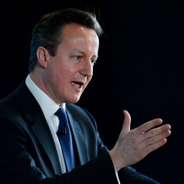 Камерън поиска Великобритания да бомбардира ИДИЛ