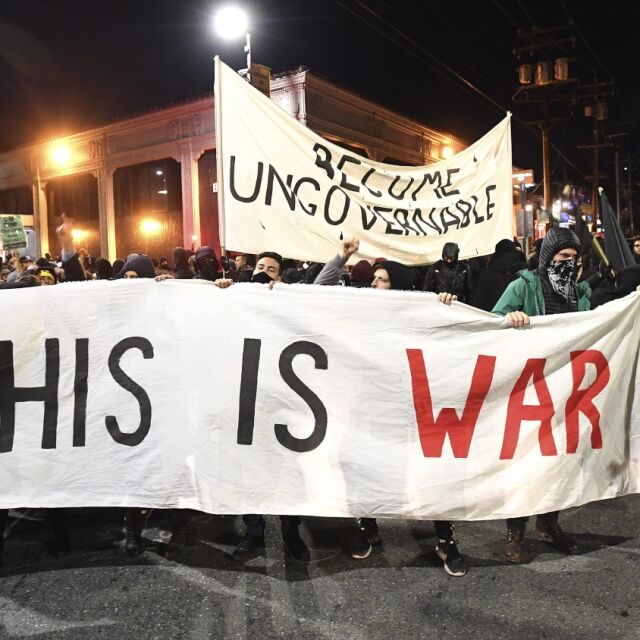 Студенти в Бъркли протестираха срещу гостуване на журналист, привърженик  на Тръмп 
