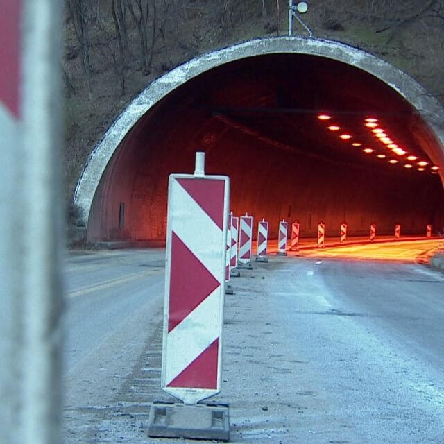 Шестима души са обвинени за инцидента в тунел „Ечемишка”, при който загина жена