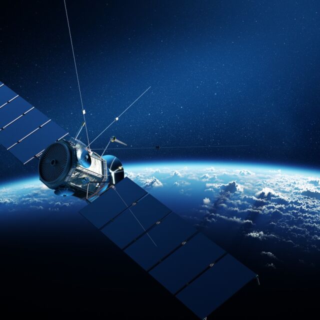 Русия отложи изстрелването на 38 сателита в Космоса