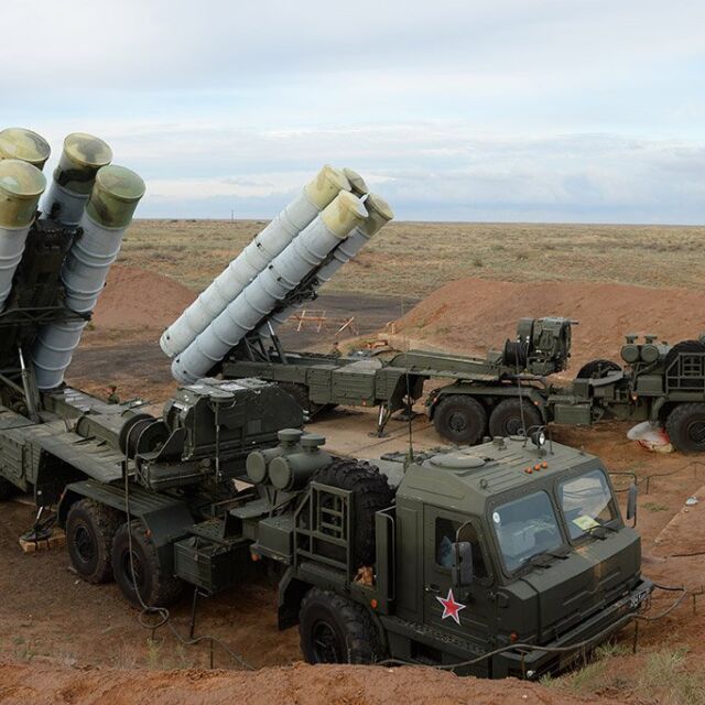Окончателно: Турция купува руски зенитни ракети за $2,5 млрд.