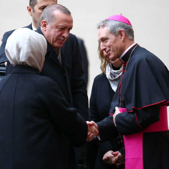 Турският президент е на посещение при папата