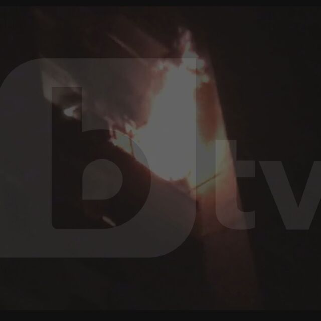 Пожар избухна в жилищен блок в кв. „Три чучура” в Стара Загора (ВИДЕО)