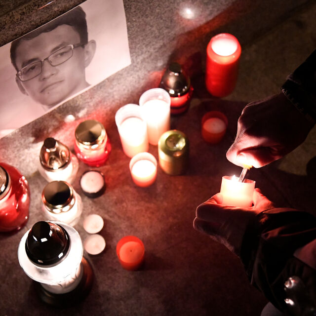 Словашки разследващ репортер беше намерен убит заедно с приятелката му