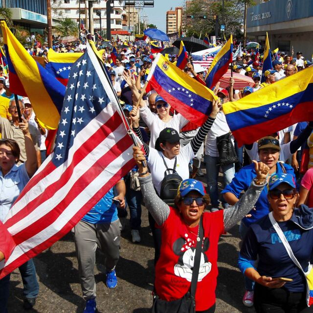 Десетки хиляди венецуелци на протест
