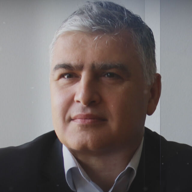 Задържан е настоящият шеф на Комисията по хазарта Александър Георгиев