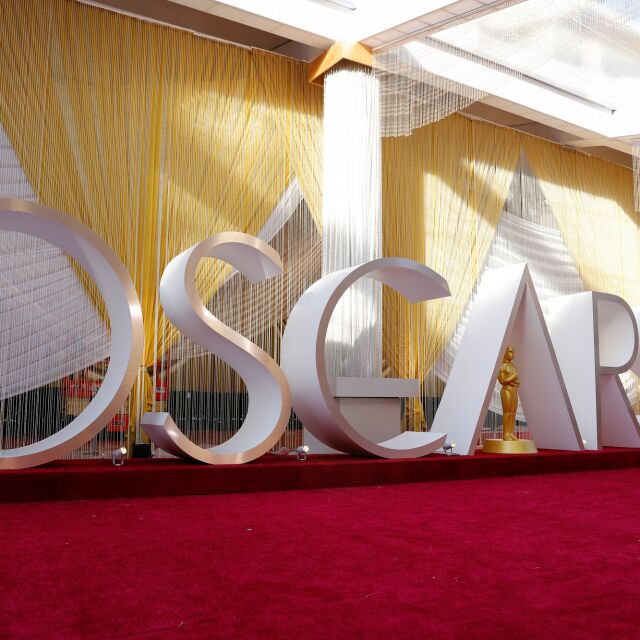 Церемонията по връчването на наградите „Оскар“ се завръща в пълния си блясък