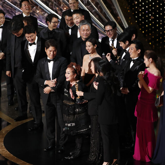 Оскарите 2020: „Паразит“ на Пон Джун-хо с историческа победа за най-добър филм (СНИМКИ и ВИДЕО)