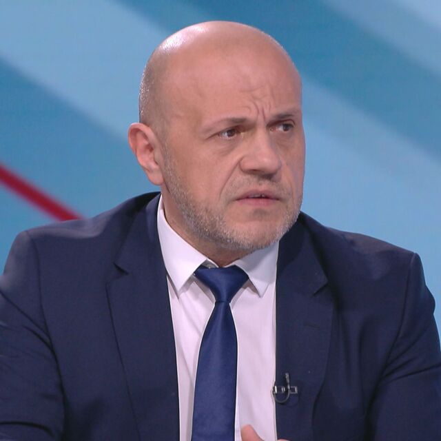 Томислав Дончев: Така трябва да направим Зелената сделка, че да не останем "зелени" и бедни 