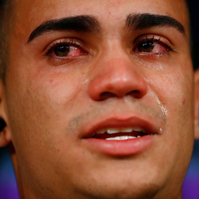 Нов в "Реал" Мадрид плаче като малко дете при представянето си (СНИМКИ)