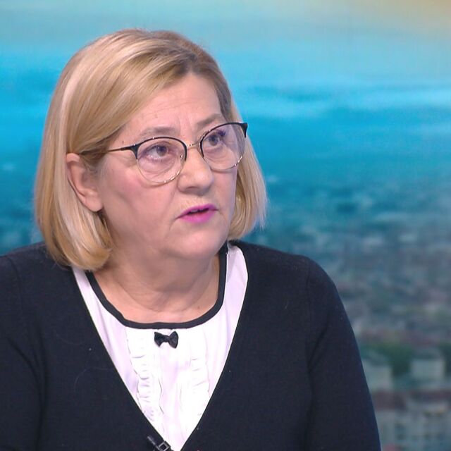 Таня Цанева: Ваксинирането на членовете на СИК ще е трудно 